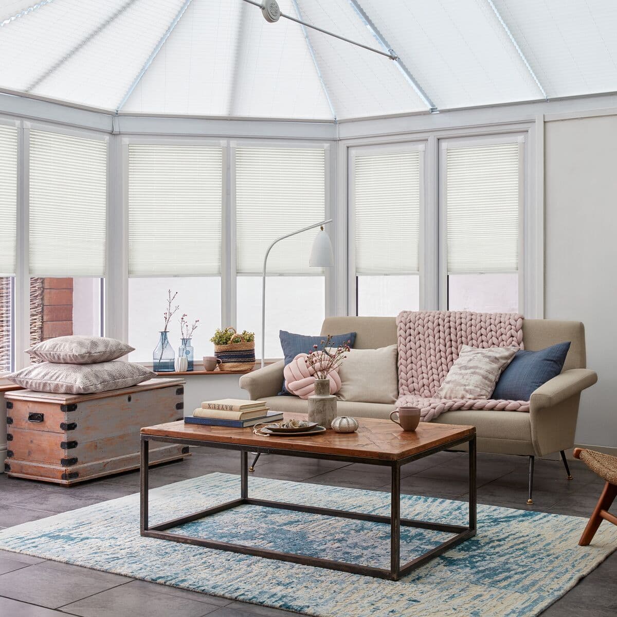 Zeva White Pleated blind